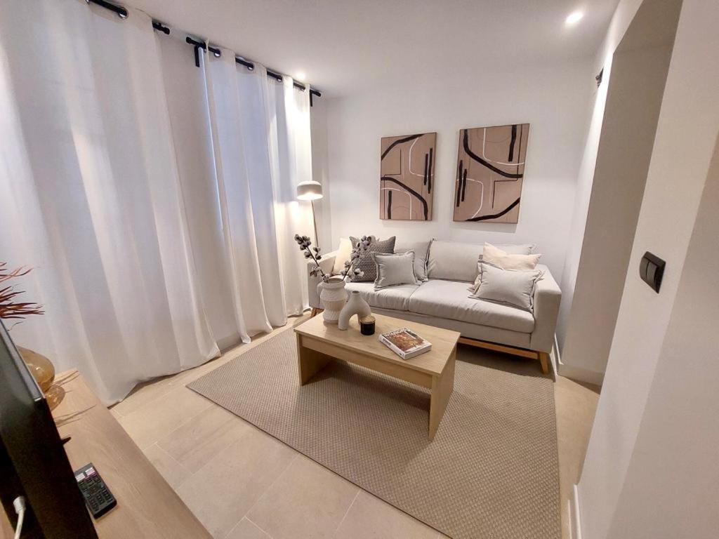 Helearon Suite Malaga Exterior photo